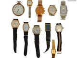 de nombreuses montres exposées ensemble