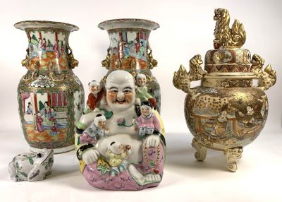 ASIE : Paire de vases en porcelaine de Canton (H. - Photo 1