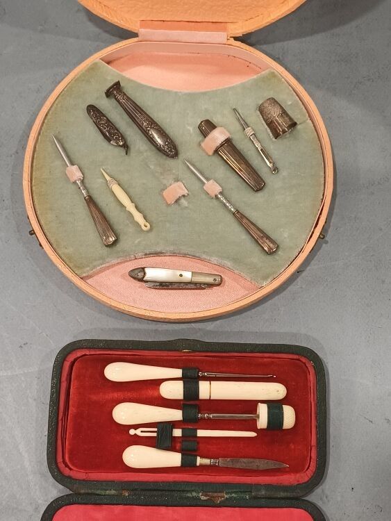 Objets d'art & Curiosités