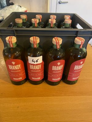12 bouteilles de Brandy Spiritueux cuvée eau de vie de vin 4… - Photo 1