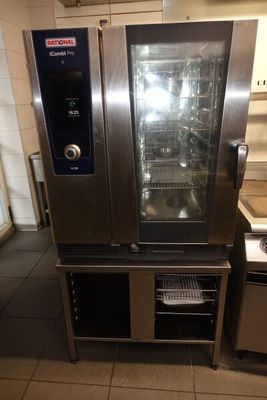 SUR DESIGNATION : Un four mixte RATIONAL iCombi Pro