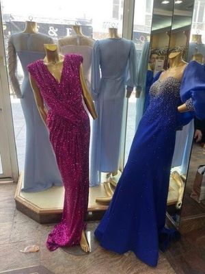 - 25 mannequins femme (sans les vêtements)