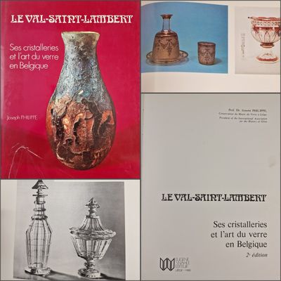 plusieurs livres illustrés de vases et sur lesquels figurent des vases