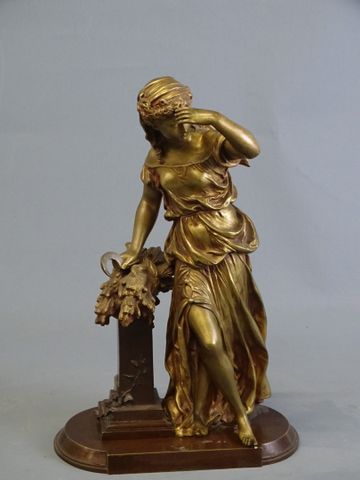 Bronze jeune femme