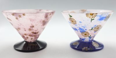 DELATTRE NANCY - Deux coupes en verre multicolore - H: 11 cm…