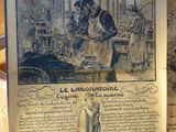 une plaque sur laquelle figure la photo d'un homme et d'une femme