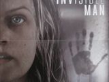une affiche du film « L'Homme invisible » accrochée au mur