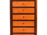 une commode en bois avec un plateau en marbre