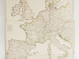 une vieille carte de l'Europe indiquant les frontières des pays