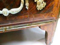 Elegante commode d'époque Louis XV, en marqueterie de bois d… (photo 5)
