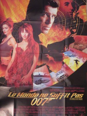 l'affiche du film à l'occasion de la sortie du film de James Bond