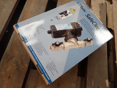 a box with a picture of a water pump on it