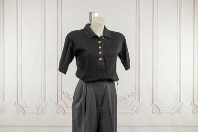 black shirt and pants on a mannequin mannequin mannequin mannequin mannequin mannequin mannequin mannequin manne