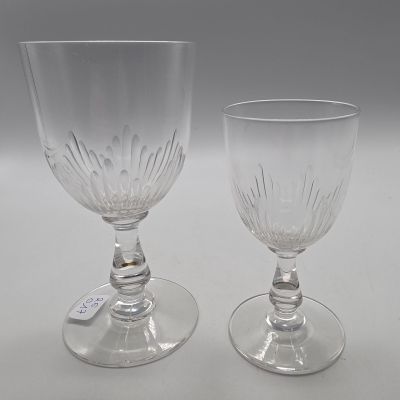 Verres en cristal taillé dans le goût de BACCARAT : 9 verres…