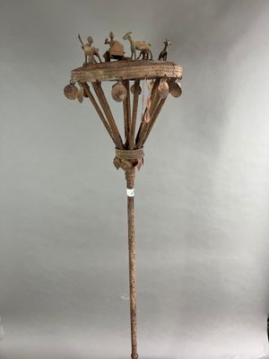 une image représentant une lampe en bois