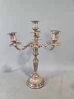 CHRISTOFLE : Paire de candélabres en métal argenté à décor d… (photo 2)