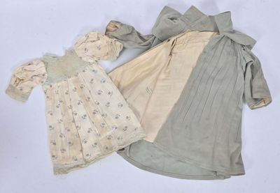 Robe Ancienne En Soie Pour Poupée – Années 1920 – Made In France