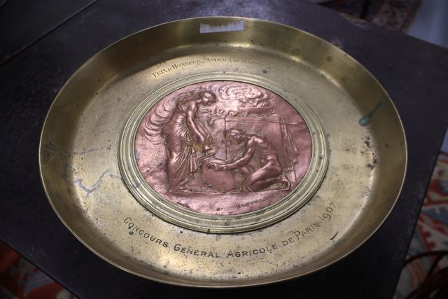 Ferdinand LEVILLAIN (1835-1907). Fonte Susse Frères. Coupe sur pi...