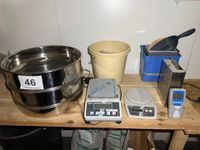 Instruments de pesage et de mesure dont balance de précision…