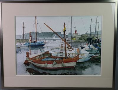 une image d'un tableau représentant un bateau dans l'eau