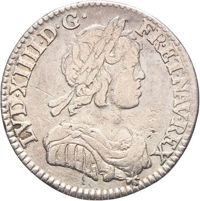 gros plan d'une pièce de monnaie sur fond blanc