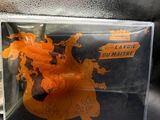 une boîte sur laquelle figure l'image d'un homme