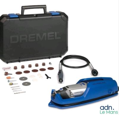 Le kit d'outils Dremel comprend une ponceuse rotative, un disque de ponçage et d'autres accessoires