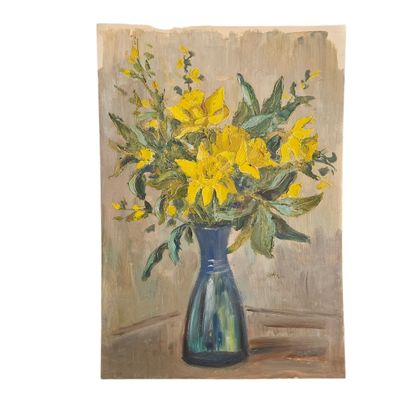 tableau représentant des fleurs jaunes dans un vase bleu posé sur une table