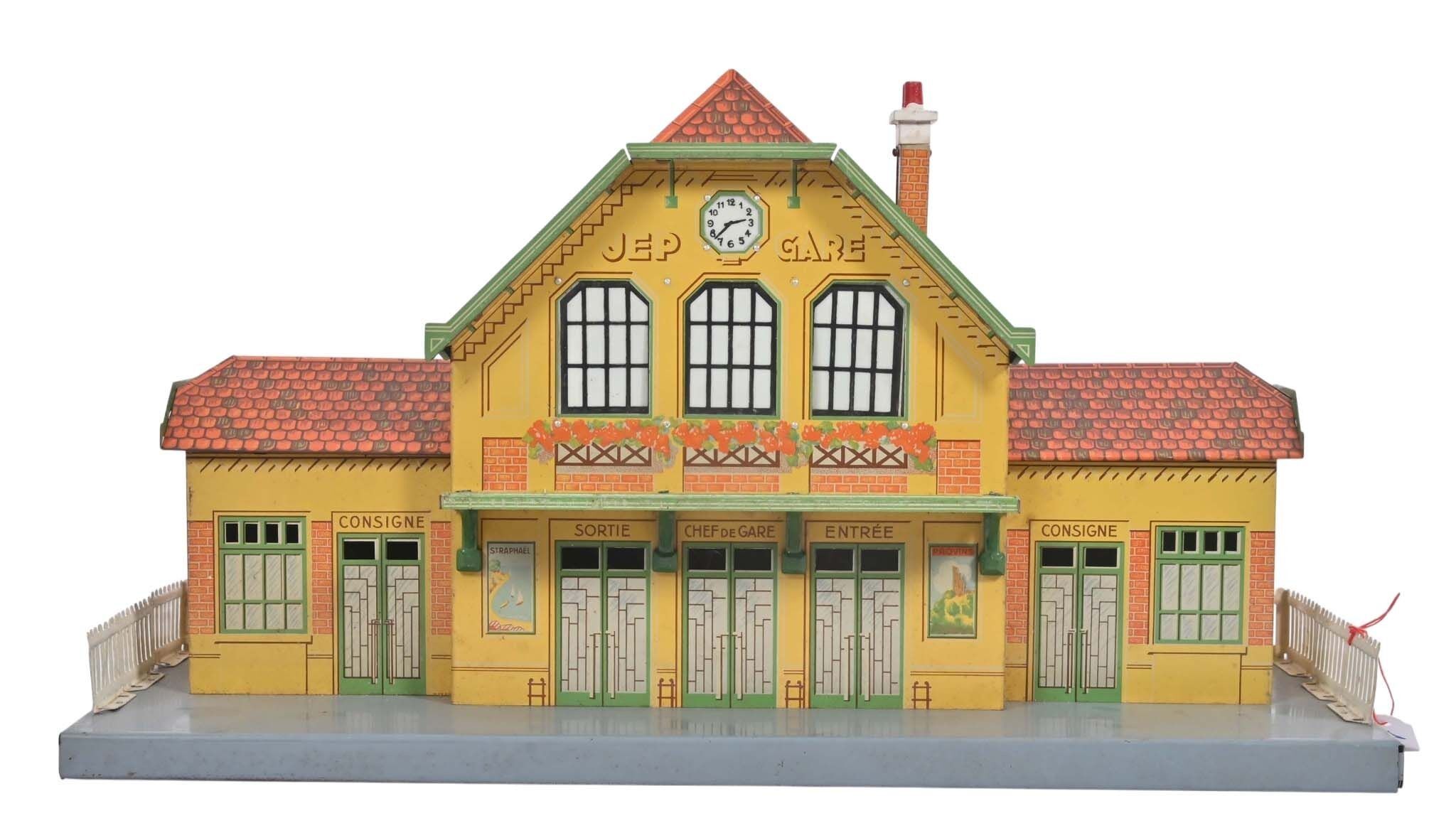 Objets d'art & Curiosités