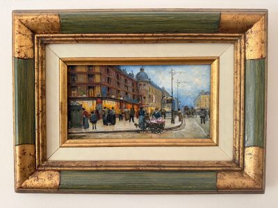 peinture d'une scène de rue avec des personnes marchant dans la rue