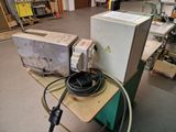 a machine that is sitting on a table in a room