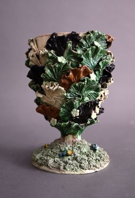 Coupe trompe l'œil en céramique figuline à motif de faune so…