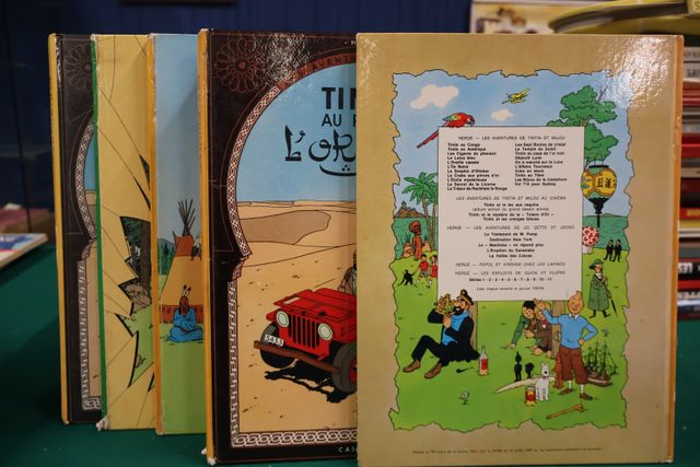 HERGE : 8 albums de « tintin » dos à liste, Ed CASTERMANN