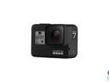 une image représentant une caméra GoPro noire sur fond blanc
