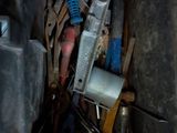 a picture of a bunch of tools that are in the back of a truck