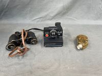 Lot : Lampe de poche à dynamo manuelle LOZY en étui vert + J…