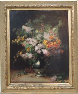 une peinture à l'huile représentant des fleurs dans un vase sur une table