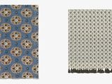 trois types différents de tapis à pompons et à franges