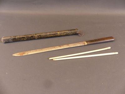 Nécessaire de repas asiatique comprenant 2 baguettes et 1 co…
