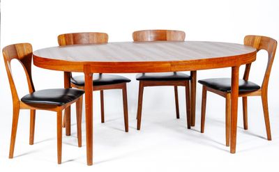 Harry OSTERGAARD : Table de salle à manger ovale en teck et … - Photo 1