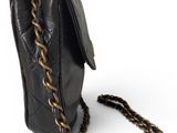chanel black quilted lambskin chain shoulder bag