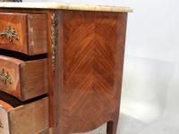 Commode en bois, placage et marqueterie ouvrant par trois ti… (photo 6)