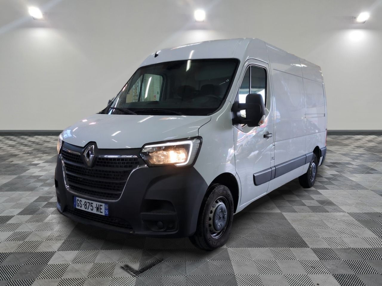 RENAULT - MASTER FGN TRAC F3500 L2H2 BLUE DCI 135 CONFORT - …