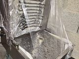une image représentant une machine contenant tout un tas d'objets