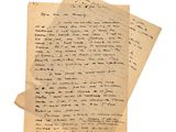 gros plan d'une feuille de papier sur laquelle on peut lire une écriture manuscrite