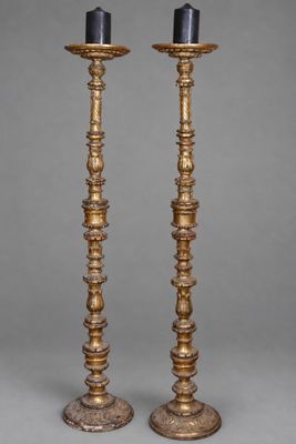 paire de chandeliers anciens en laiton
