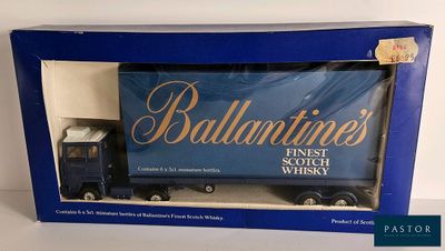 Whisky écossais Ballantine's Finest, présenté dans un coffret « truck box »