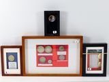 une image représentant une horloge et une image représentant une pièce de monnaie
