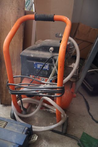 Pompe pour carotteuse. Visite le mercredi  17 juillet de 09h00 à ...