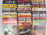 beaucoup de magazines empilés les uns sur les autres